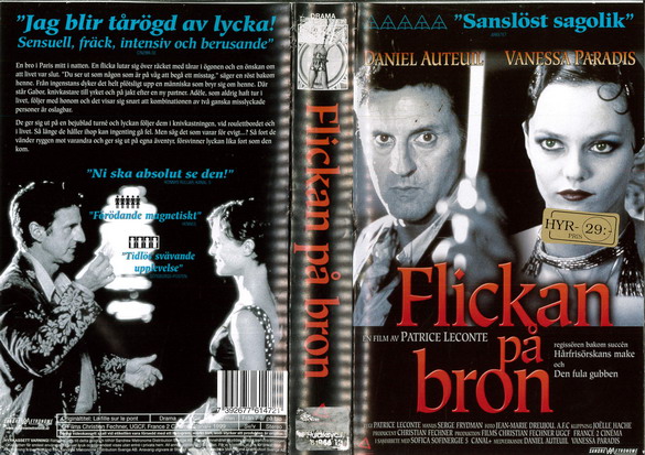 FLICKAN PÅ BRON (VHS)
